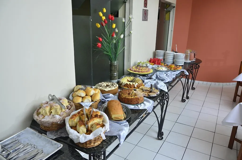 Ipe Guaru Hotel Guarulhos 3*,  Brasil
